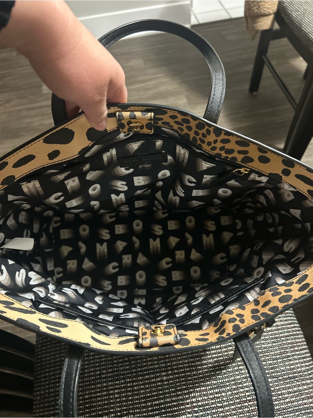 Marc Jacobs Leopard-Print Tote in Tan and Black - Picture 5 of 6